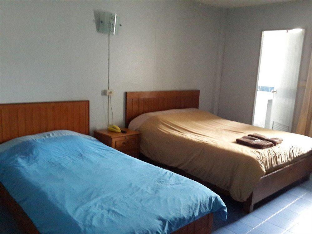 White Orchid Inn I Бангкок Экстерьер фото