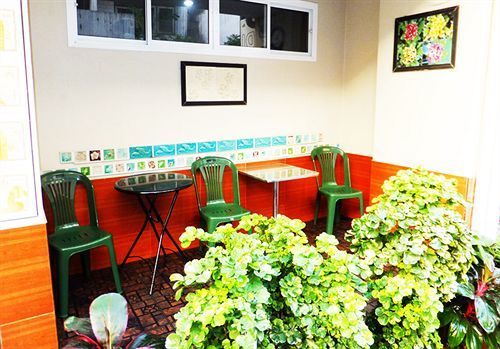 White Orchid Inn I Бангкок Экстерьер фото
